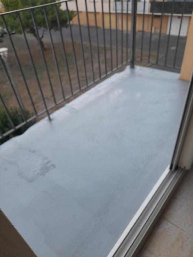 Appartement F3 Avec Balcon Perpignan Exterior foto